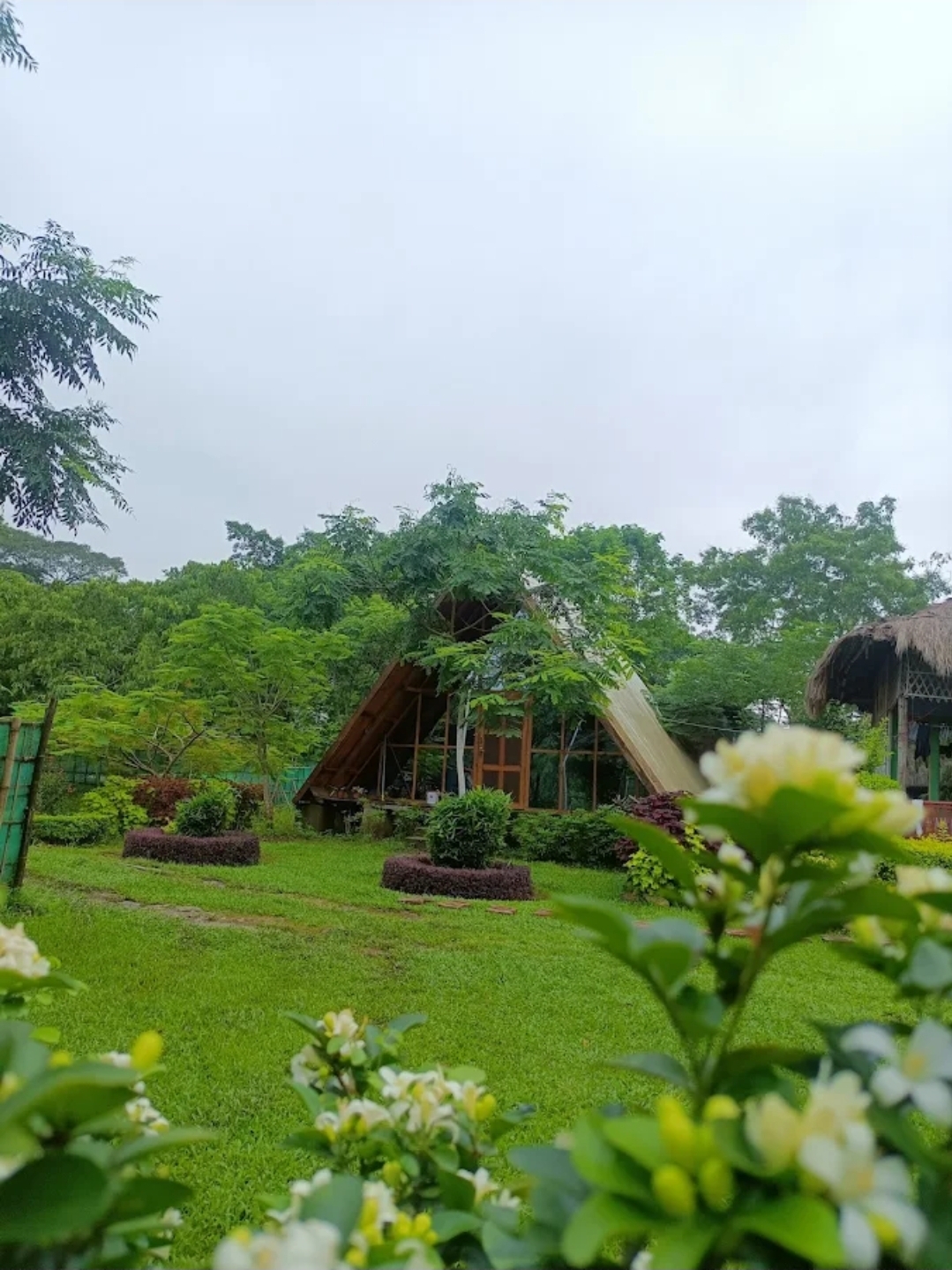 Tushita Ban Resort