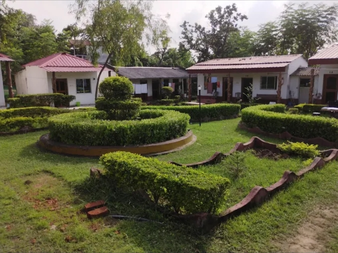 KUKUBURU HILL RESORT