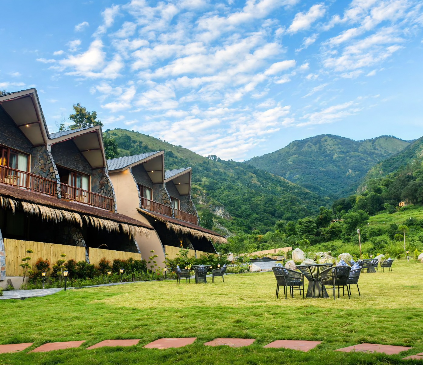 Corbett Vanvaas Resort 