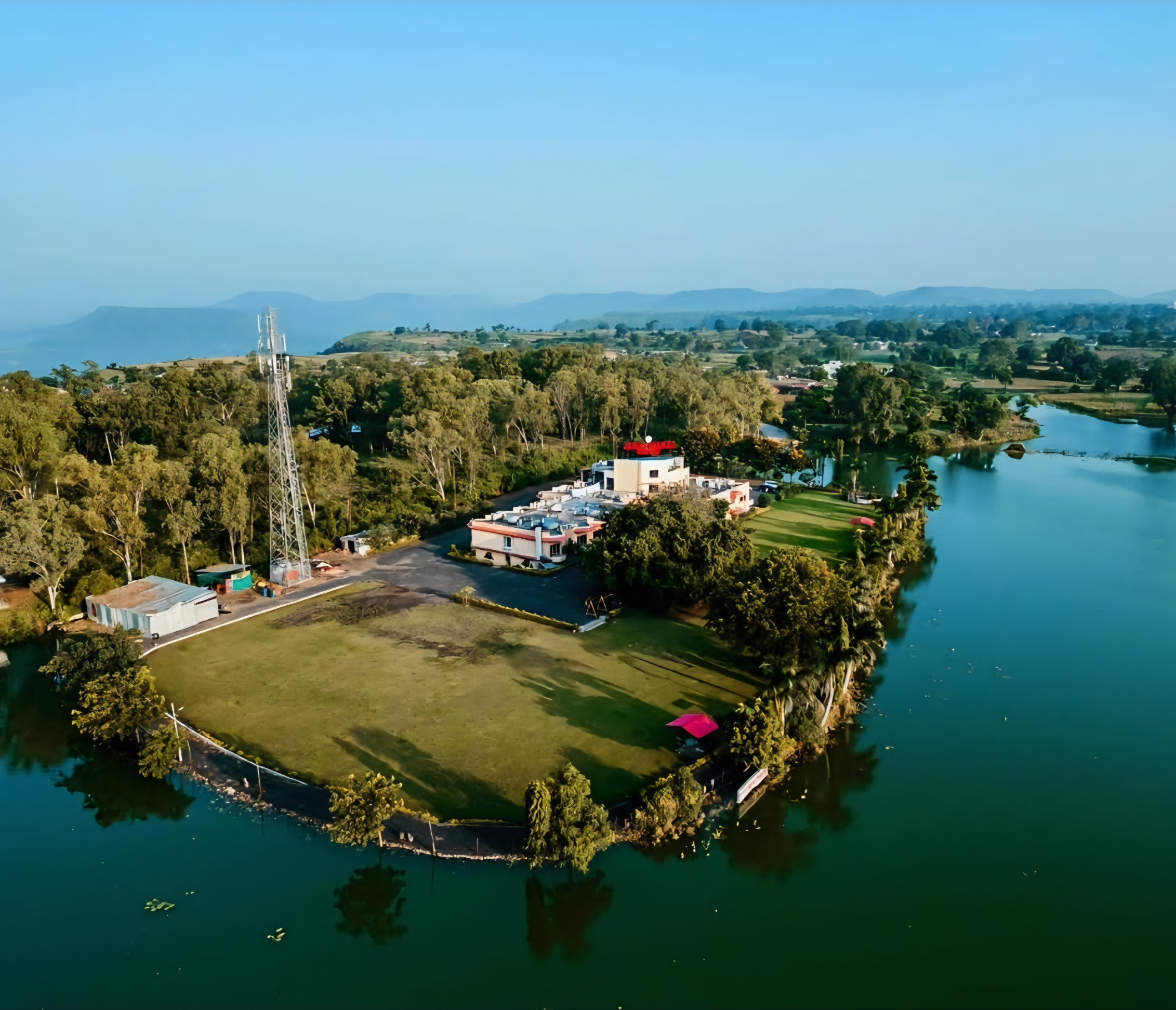 Jahaj Mahal Hotel Mandu